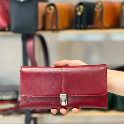 کیف دستی چرم طبیعی مدل مدیران رنگ زرشکی